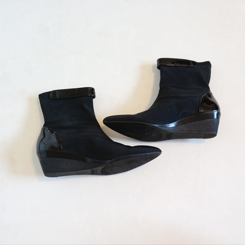 Joan & David black wedge stretch "sock" ankle boots - Picture 4 of 8